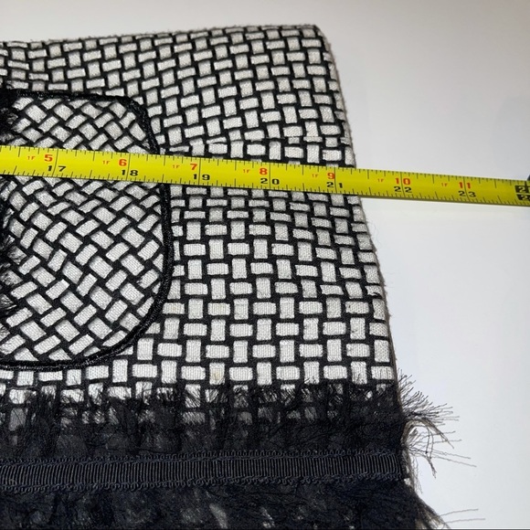 White House Black Market Cropped Tweed Lady Blazer Fringe Jacket 4 - Picture 12 of 15